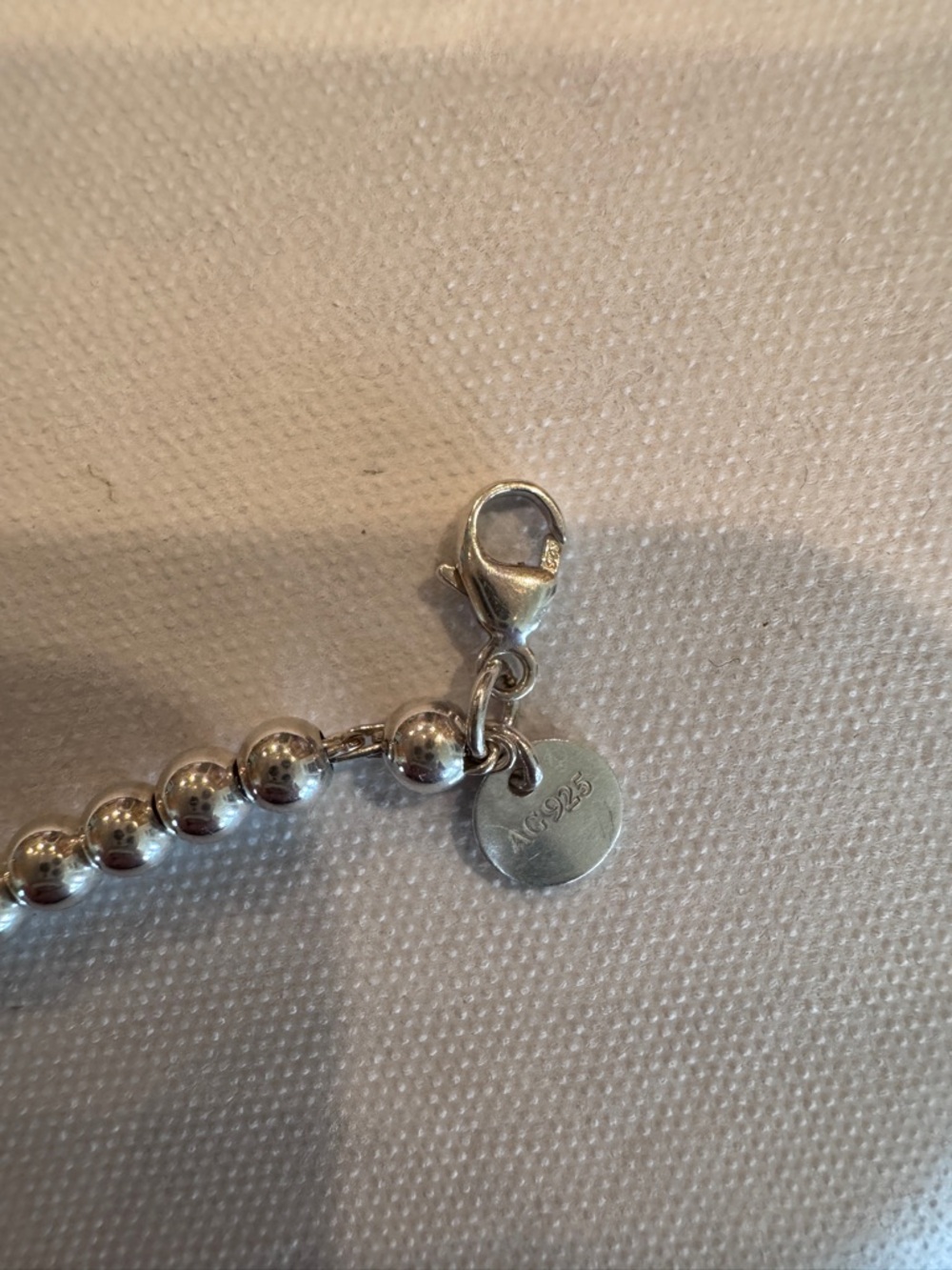 Return to Tiffany-Tiffany Blue Heart Tag Bead Bracelet, Silver 4mm - Picture 8 of 9
